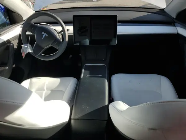 7SAYGDEE0RF062056 2024 TESLA MODEL Y - Image 8
