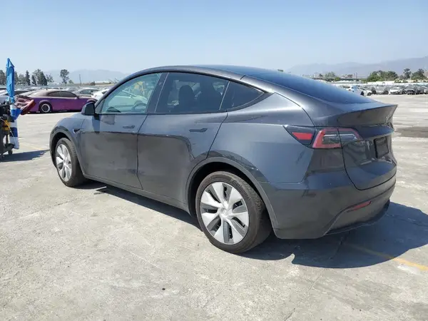 7SAYGDEE0RF062395 2024 TESLA MODEL Y - Image 2