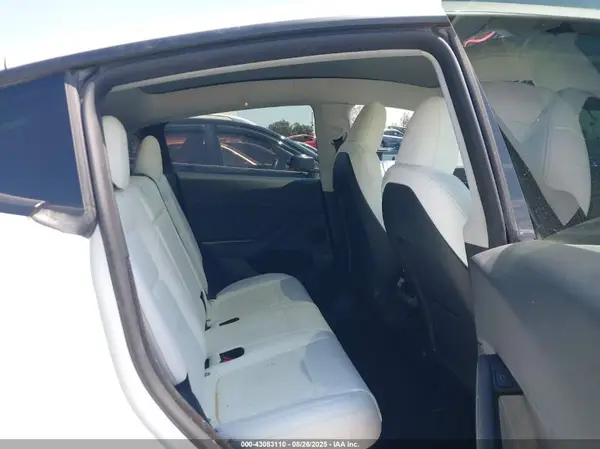 7SAYGDEE0RF066186 2024 TESLA MODEL Y - Image 8
