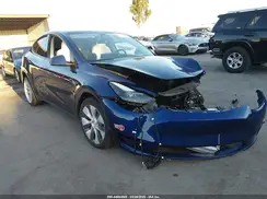 7SAYGDEE0RF068391 2024 TESLA MODEL Y
