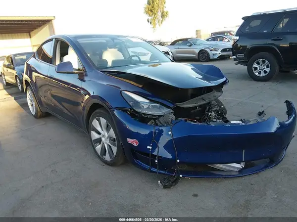 7SAYGDEE0RF068391 2024 TESLA MODEL Y - Image 1