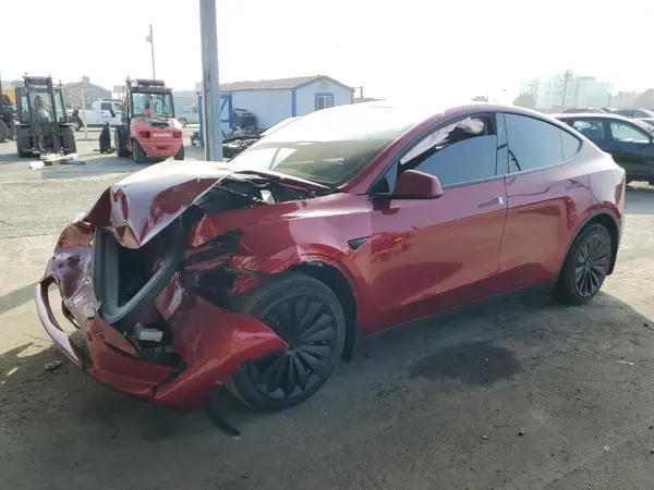 7SAYGDEE0RF075907 2024 TESLA MODEL Y - Image 1