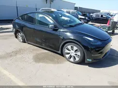 7SAYGDEE0RF078242 2024 TESLA MODEL Y