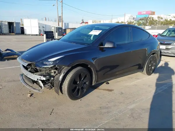 7SAYGDEE0RF078936 2024 TESLA MODEL Y - Image 2