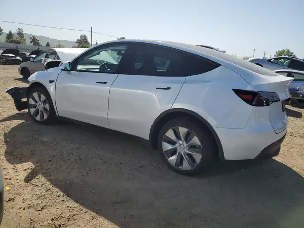 7SAYGDEE0RF081948 2024 TESLA MODEL Y - Image 2
