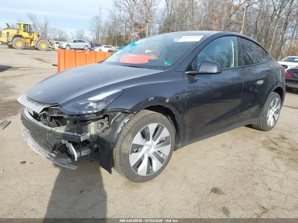 7SAYGDEE0RF083795 2024 TESLA MODEL Y - Image 2