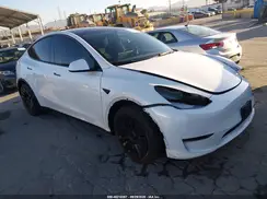 7SAYGDEE0RF085997 2024 TESLA MODEL Y