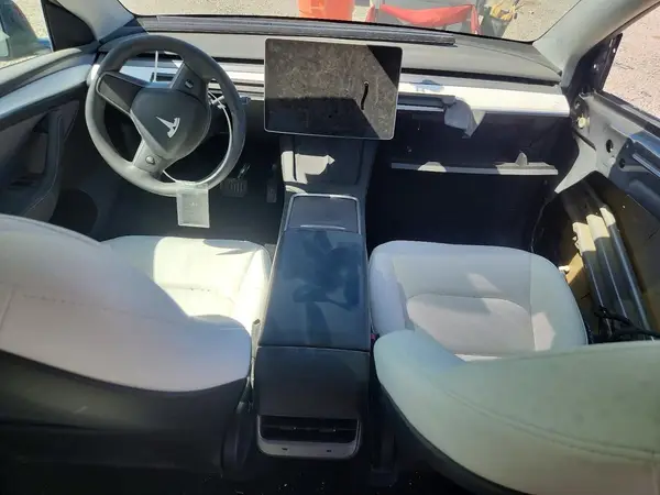7SAYGDEE0RF099575 2024 TESLA MODEL Y - Image 8