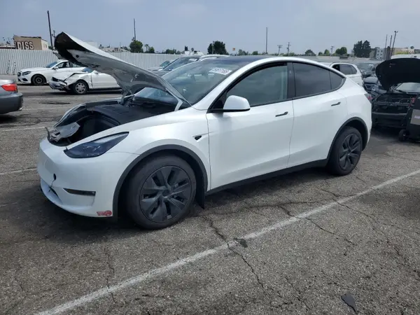 7SAYGDEE0RF118612 2024 TESLA MODEL Y - Image 1