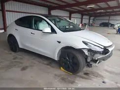 7SAYGDEE0RF124894 2024 TESLA MODEL Y