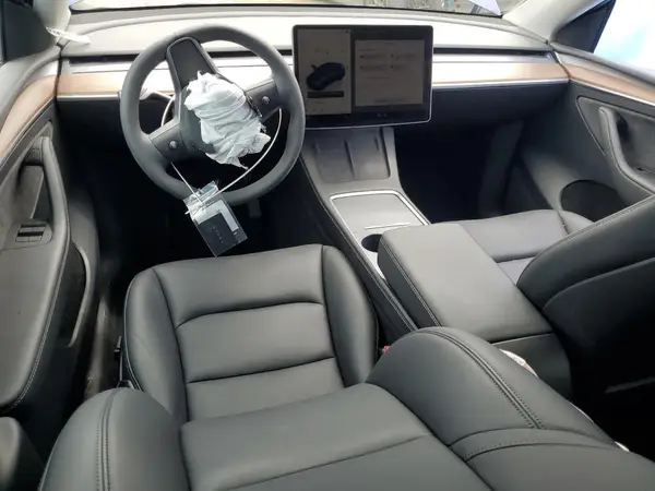 7SAYGDEE0RF176672 2024 TESLA MODEL Y - Image 8