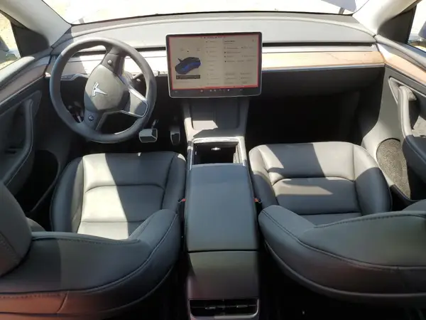 7SAYGDEE0RF203854 2024 TESLA MODEL Y - Image 8