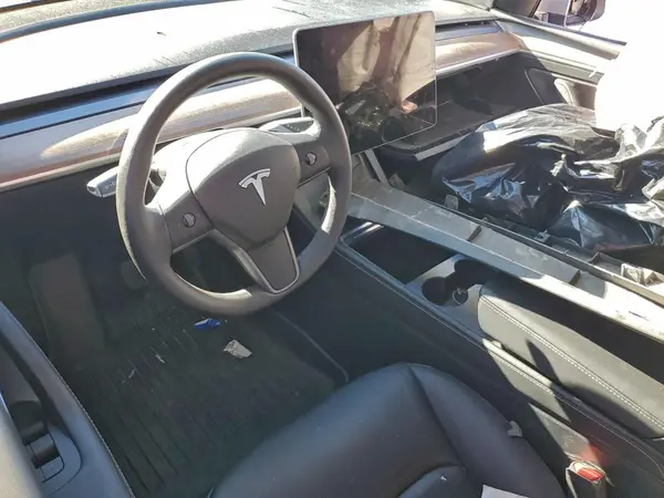 7SAYGDEE0RF209573 2024 TESLA MODEL Y - Image 8
