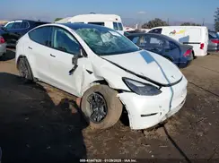 7SAYGDEE0RF209847 2024 TESLA MODEL Y