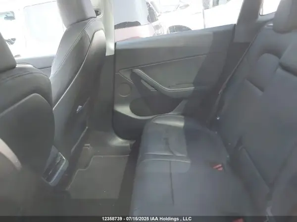 7SAYGDEE0RF211890 2024 TESLA MODEL Y - Image 8