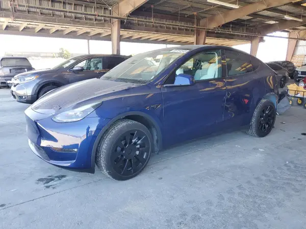 7SAYGDEE0RF983967 2024 TESLA MODEL Y - Image 1
