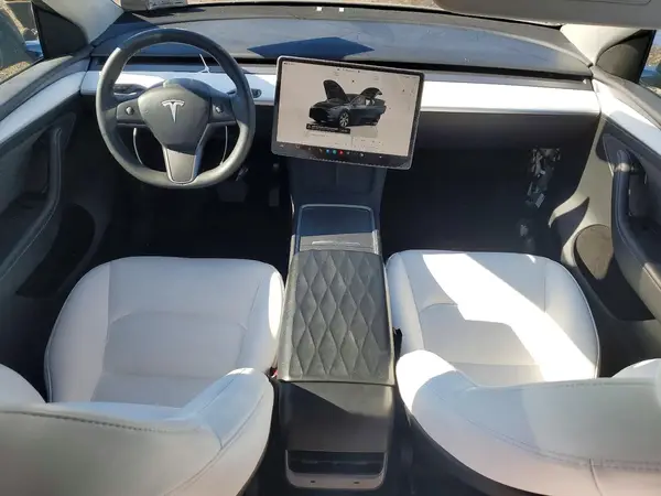 7SAYGDEE0RF985587 2024 TESLA MODEL Y - Image 8