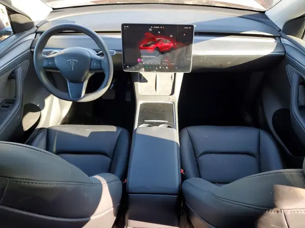 7SAYGDEE0RF988389 2024 TESLA MODEL Y - Image 8