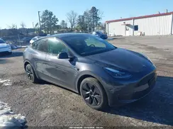 7SAYGDEE0SA338027 2025 TESLA MODEL Y
