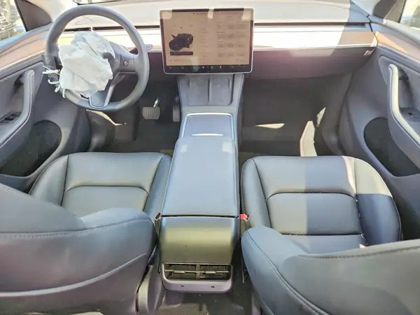 7SAYGDEE0SA339159 2025 TESLA MODEL Y - Image 8