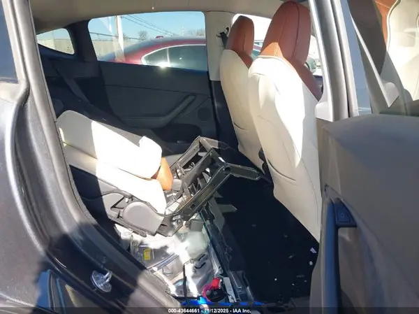 7SAYGDEE0SA340344 2025 TESLA MODEL Y - Image 8