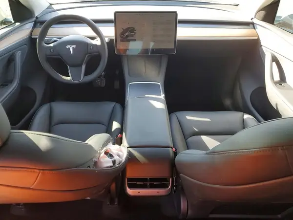 7SAYGDEE0SA345558 2025 TESLA MODEL Y - Image 8