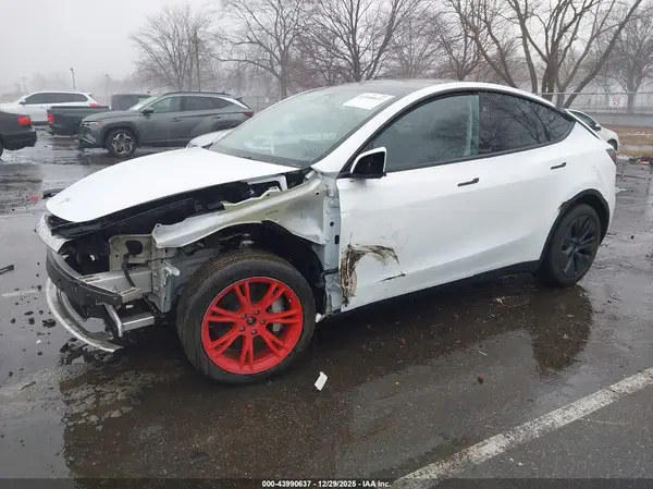 7SAYGDEE0SA345771 2025 TESLA MODEL Y - Image 2