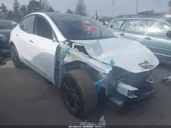 7SAYGDEE0SA348668 2025 TESLA MODEL Y