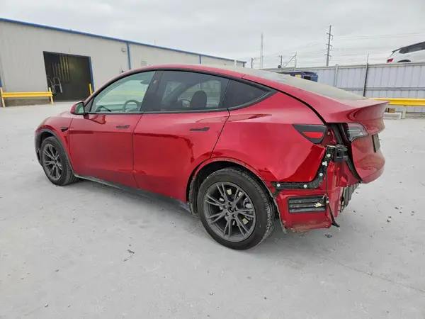 7SAYGDEE0SA351845 2025 TESLA MODEL Y - Image 2