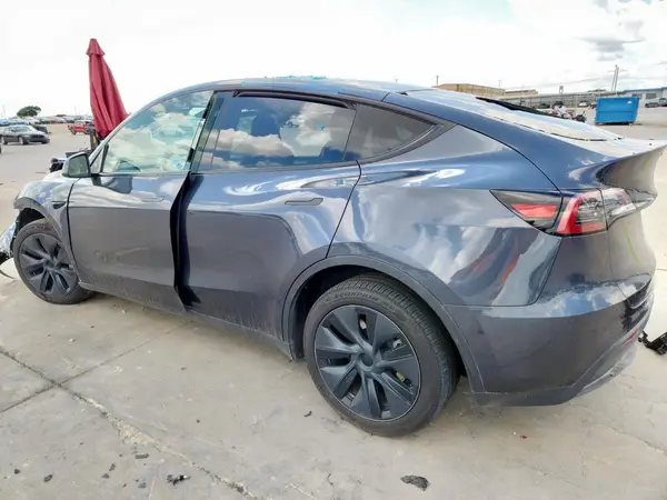 7SAYGDEE0SA357340 2025 TESLA MODEL Y - Image 2