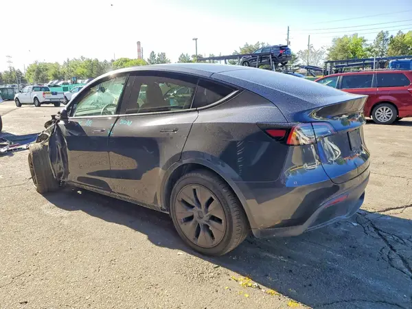 7SAYGDEE0SA360514 2025 TESLA MODEL Y - Image 2