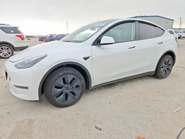 7SAYGDEE0SA371898 2025 TESLA MODEL Y - Image 1