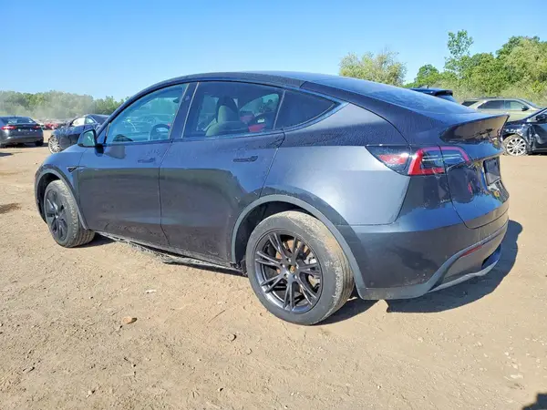 7SAYGDEE0SF216612 2025 TESLA MODEL Y - Image 2