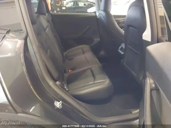7SAYGDEE0SF240800 2025 TESLA MODEL Y - Image 8