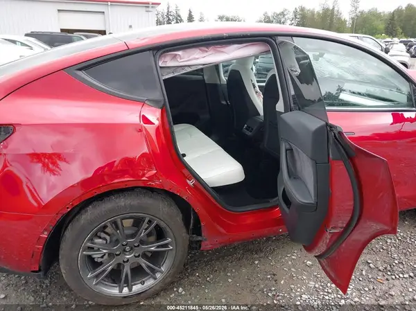 7SAYGDEE0SF280360 2025 TESLA MODEL Y - Image 8