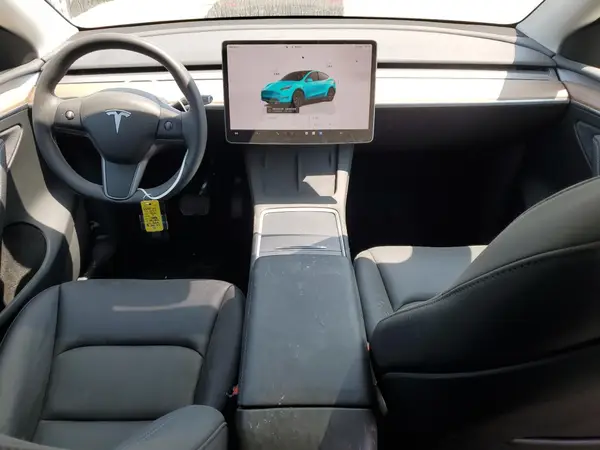 7SAYGDEE0SF283002 2025 TESLA MODEL Y - Image 8