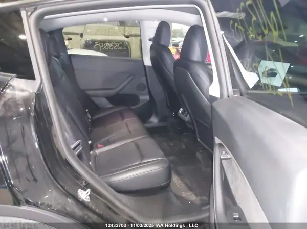 7SAYGDEE0SF283243 2025 TESLA MODEL Y - Image 8