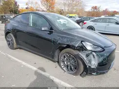 7SAYGDEE0SF287051 2025 TESLA MODEL Y