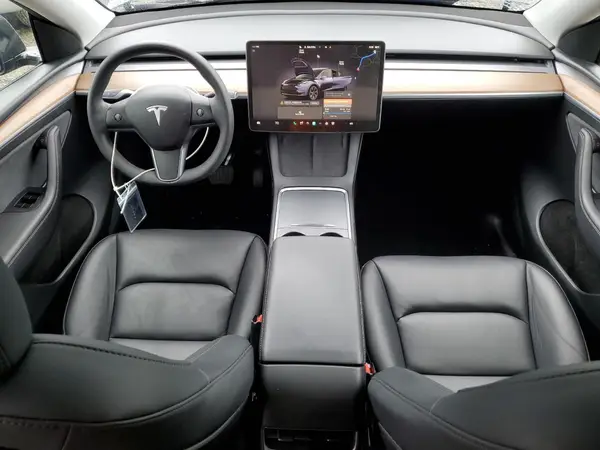 7SAYGDEE0SF304026 2025 TESLA MODEL Y - Image 8