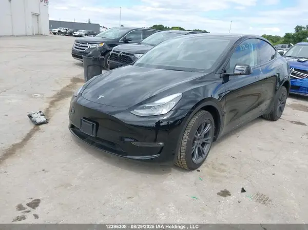 7SAYGDEE0SF317942 2025 TESLA MODEL Y - Image 2