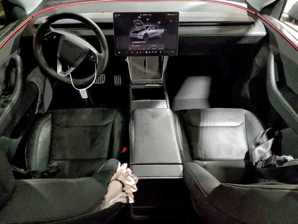 7SAYGDEE0TA386905 2026 TESLA MODEL Y - Image 8
