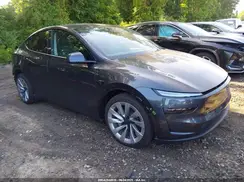 7SAYGDEE0TA388024 2026 TESLA MODEL Y