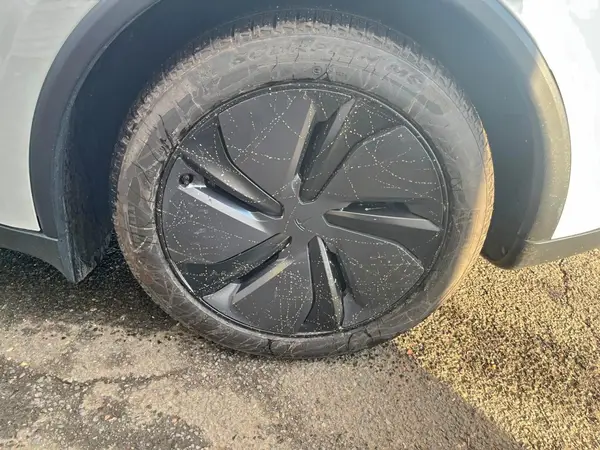 7SAYGDEE0TA388105 2026 TESLA MODEL Y - Image 8