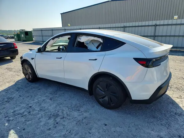 7SAYGDEE0TA389237 2026 TESLA MODEL Y - Image 2