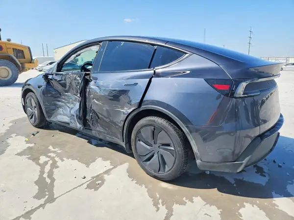 7SAYGDEE0TA395507 2026 TESLA MODEL Y - Image 2
