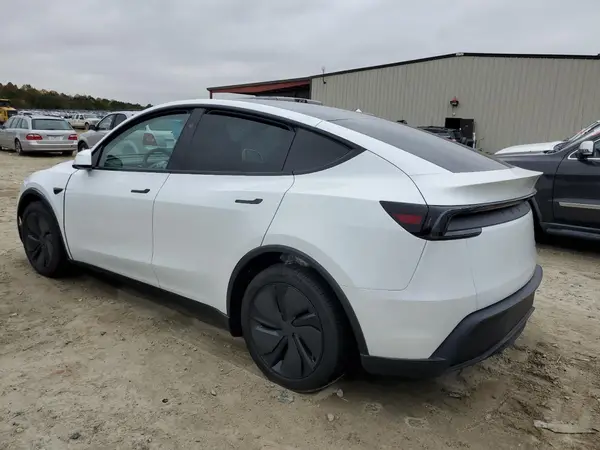7SAYGDEE0TA407123 2026 TESLA MODEL Y - Image 2