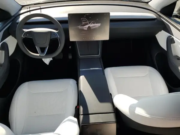 7SAYGDEE0TA411902 2026 TESLA MODEL Y - Image 8