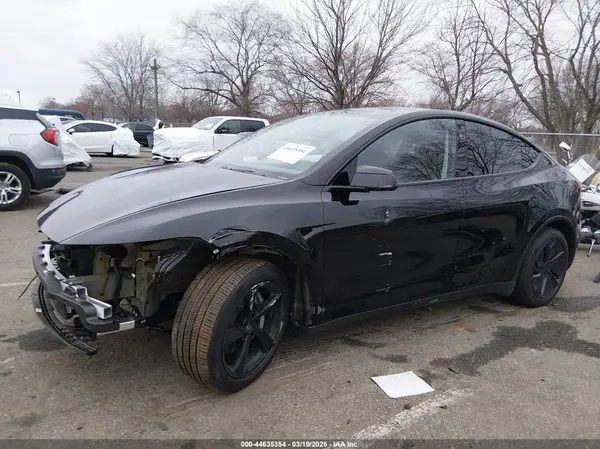 7SAYGDEE0TA431194 2026 TESLA MODEL Y - Image 2
