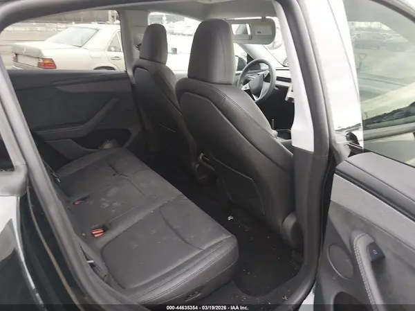 7SAYGDEE0TA431194 2026 TESLA MODEL Y - Image 8