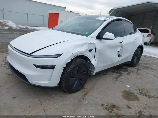 7SAYGDEE0TA457780 2026 TESLA MODEL Y - Image 2